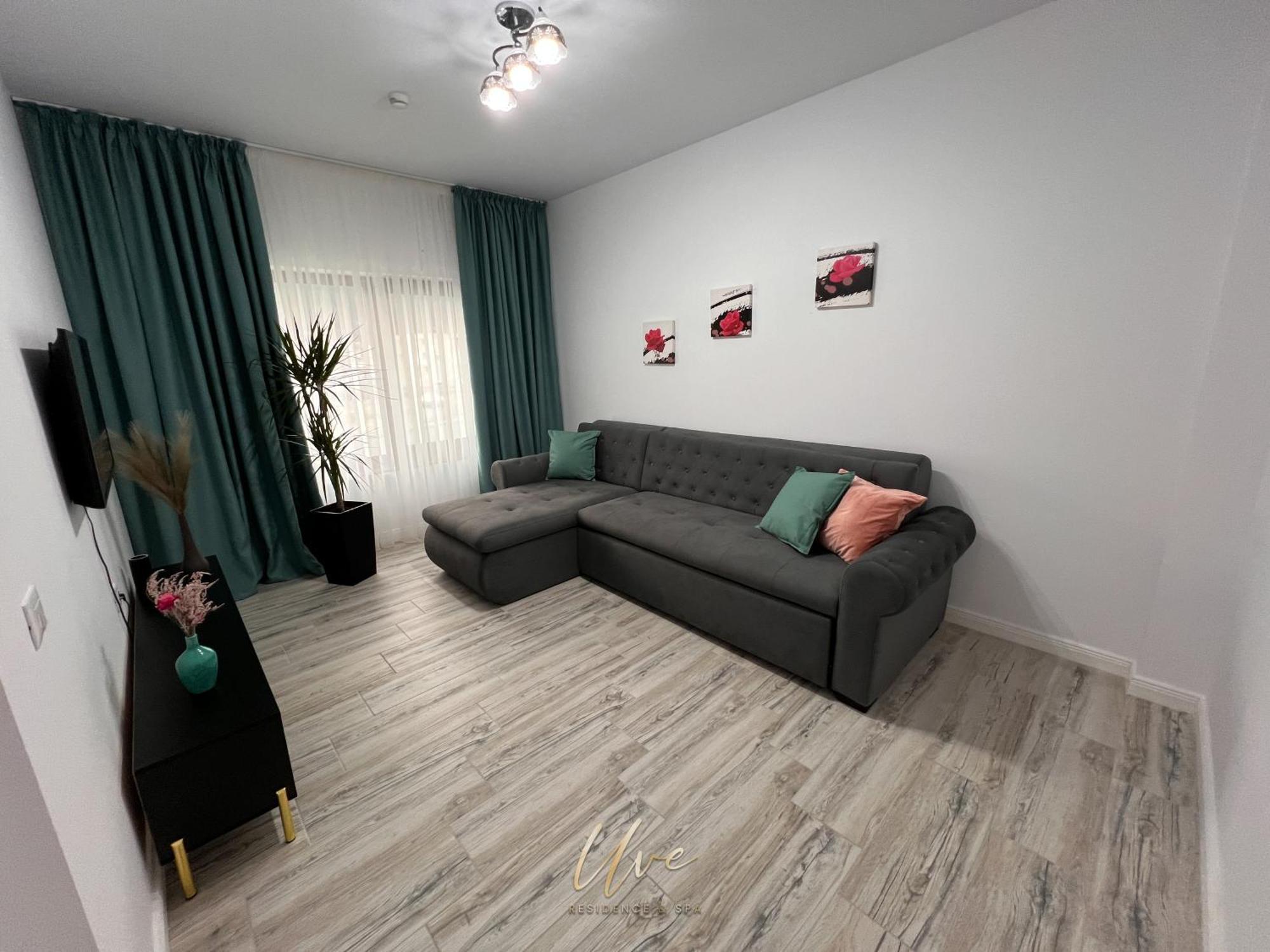 Uve Residence & Spa 피아트라네암츠 외부 사진