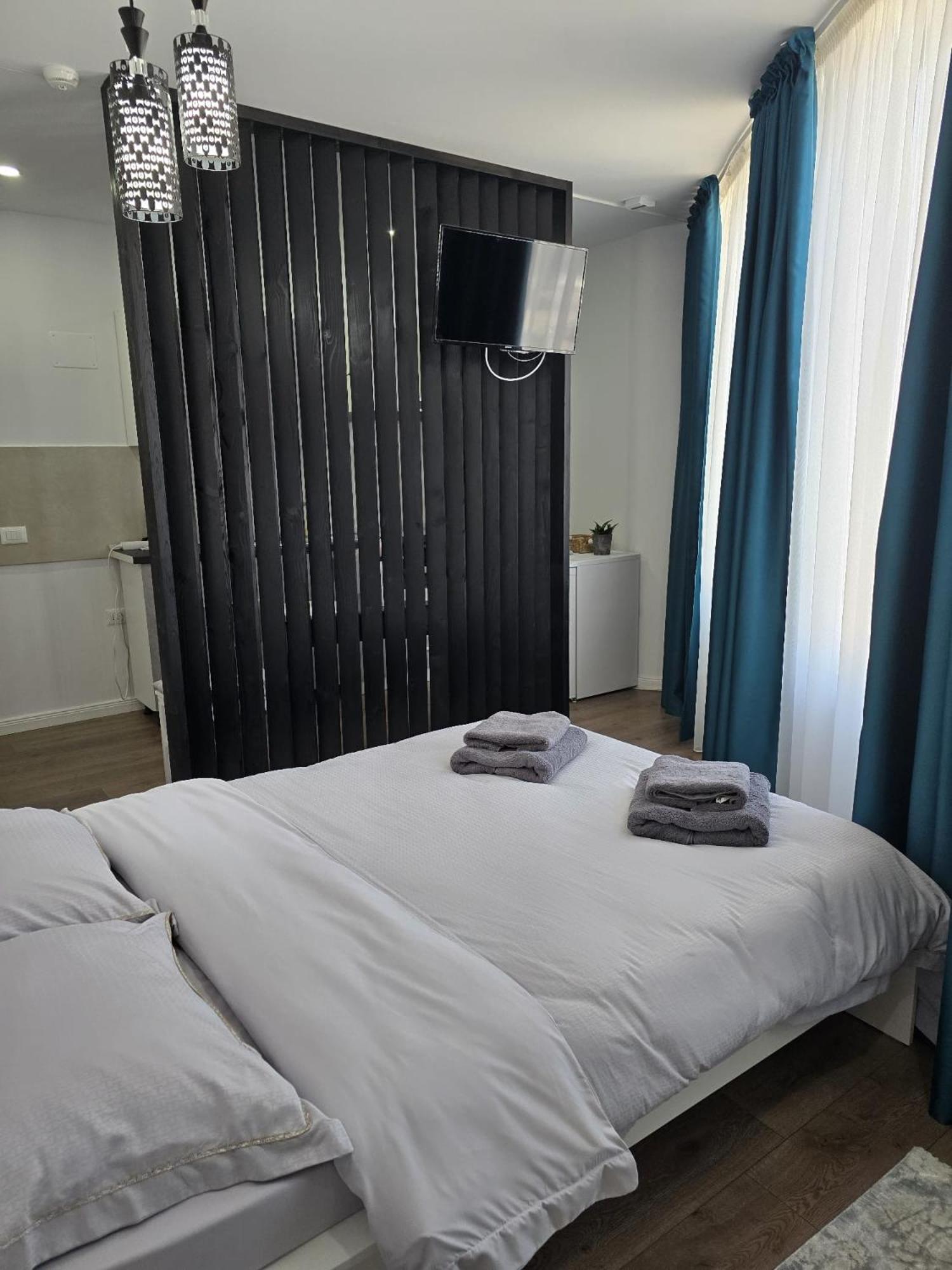 Uve Residence & Spa 피아트라네암츠 외부 사진