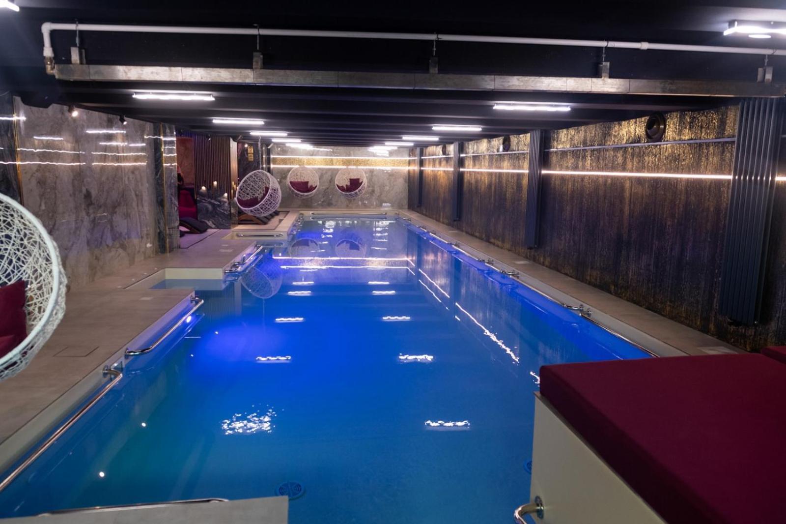 Uve Residence & Spa 피아트라네암츠 객실 사진